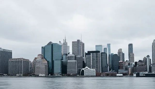 建网站啦：企业云平台搭建的适用情况与限制