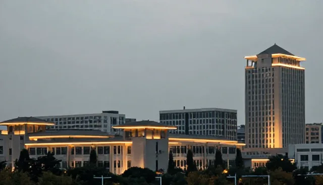 专业网页制作中的技术咨询要点与实施建议